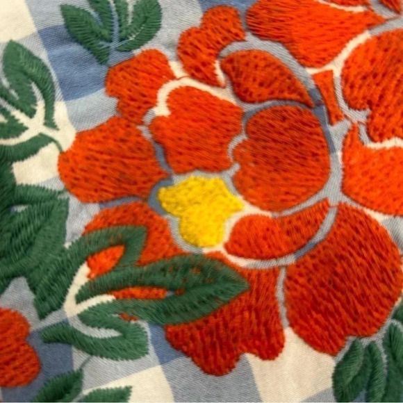 THML Blue Gingham Checkered Off Shoulder Top Women’s Small Floral Detail EUC - Picture 6 of 11